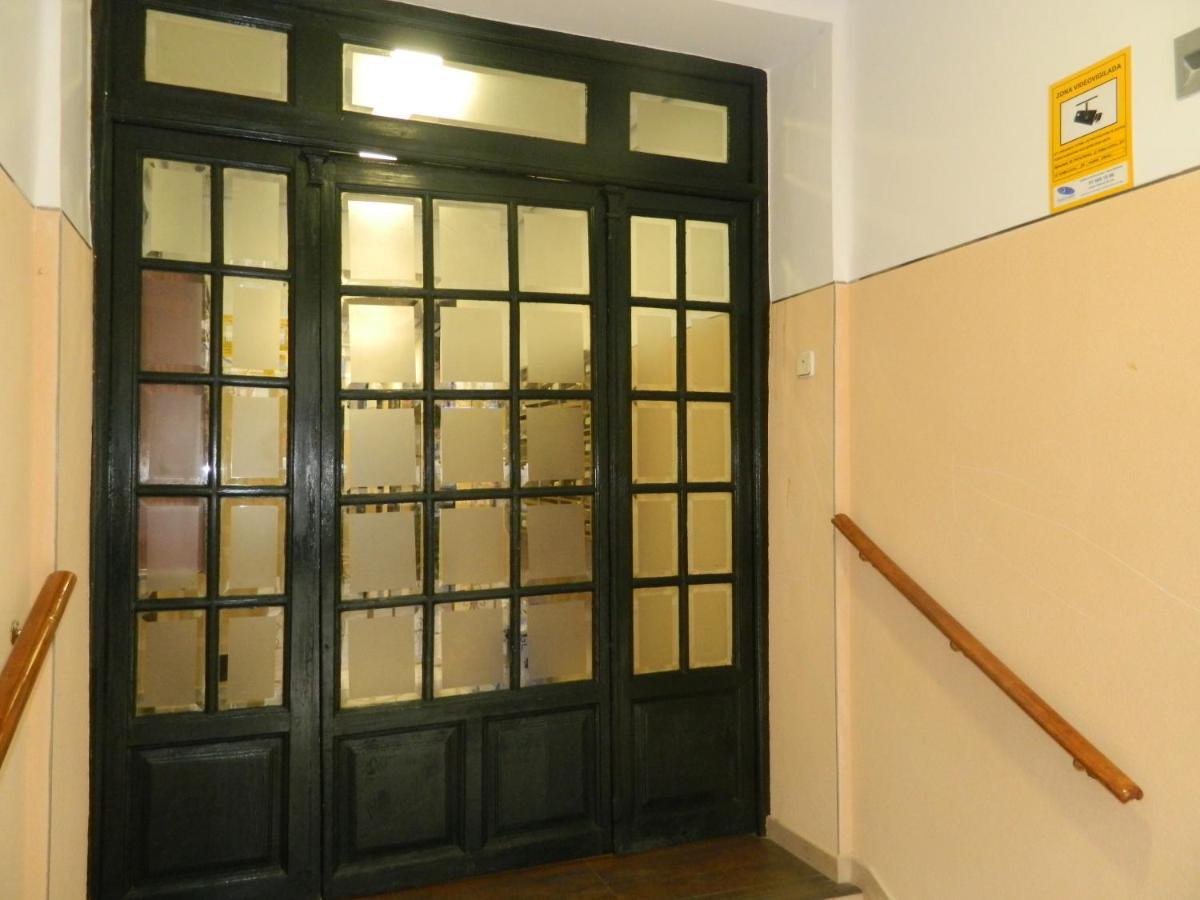 Centro / Ferrocarril 3 Apartman Madrid Kültér fotó